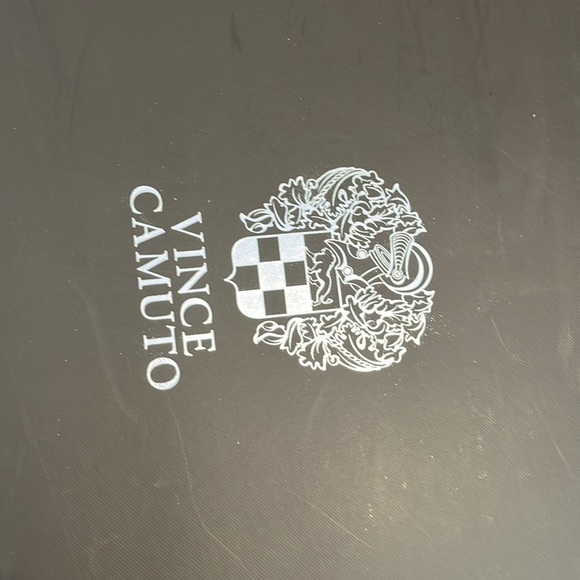 New Vince Camuto Women's Amanyir Riding Knee High Boot Fashion - Picture 16 of 16